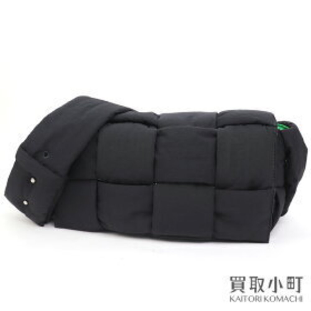Bottega Veneta Padded Tech Cassette Messenger Bag Black Maxi Intrecciato
